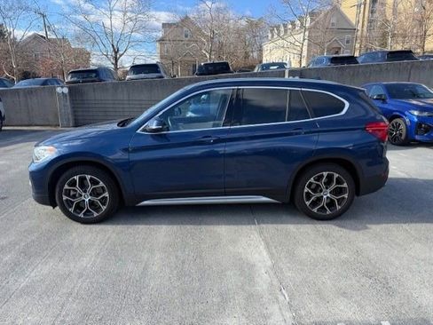 Used 2022 BMW X1 xDrive28i w/ Convenience Package image 5