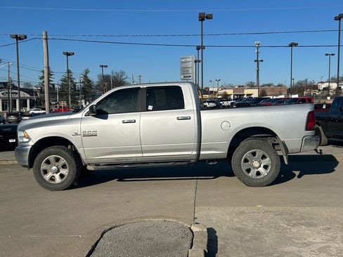 Used 2018 RAM 2500 SLT image 9