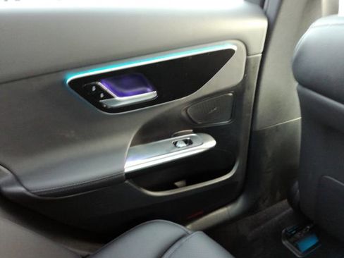 Used 2025 Mercedes-Benz C 300 Sedan image 32