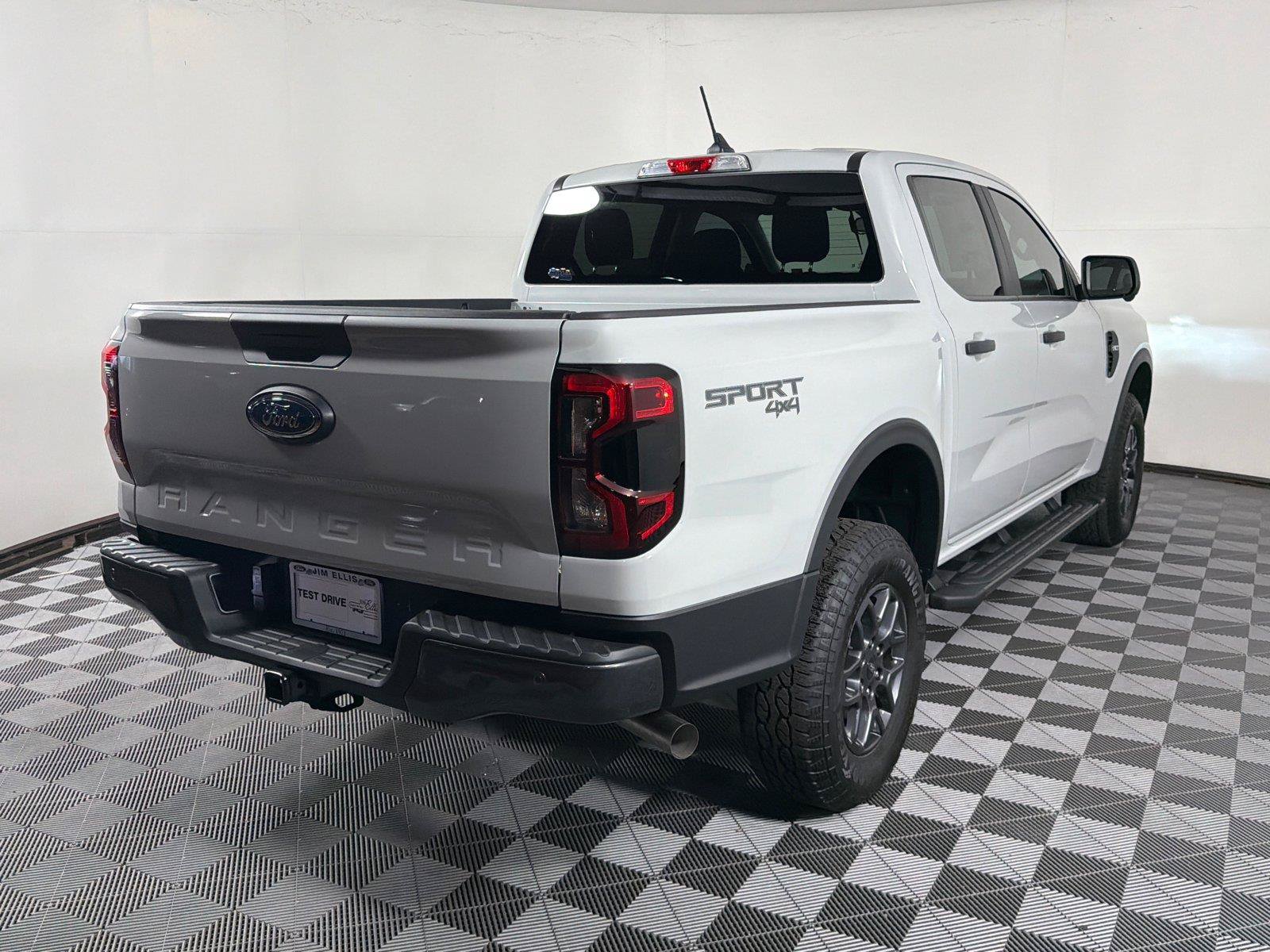 New 2026 Ford Ranger XLT w/ Technology Package AWD/4WD image 7