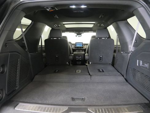 Used 2023 Chevrolet Tahoe High Country AWD/4WD image 29