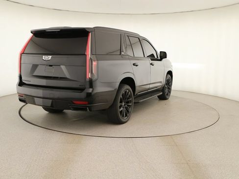 Used 2022 Cadillac Escalade Sport w/ LPO, ONYX Package AWD/4WD image 6