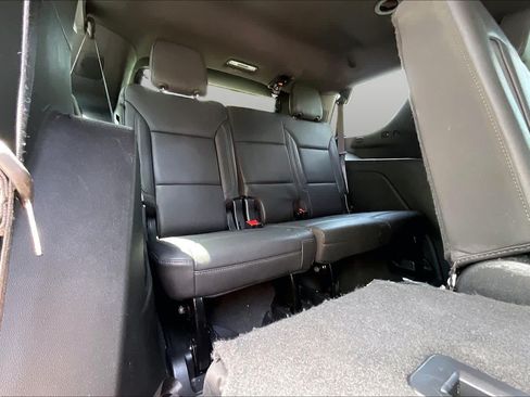 Used 2022 Chevrolet Tahoe Z71 AWD/4WD image 27