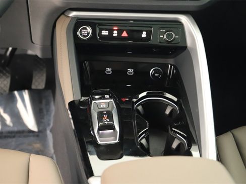 New 2025 Audi Q5 Premium image 20