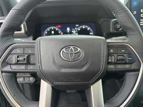Certified 2025 Toyota Tacoma Limited image 26