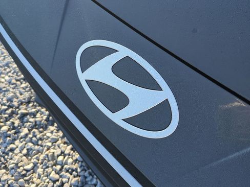 New 2026 Hyundai Elantra Sport FWD image 13
