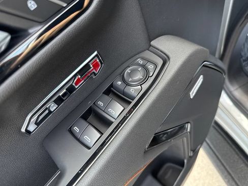 New 2026 GMC Sierra 1500 AT4 w/ AT4 Premium Package AWD/4WD image 11