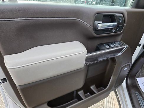 Used 2022 Chevrolet Silverado 2500 LTZ image 34