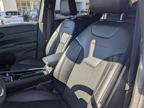 Used 2024 Jeep Compass Trailhawk image 14