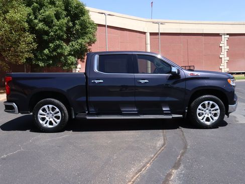 Used 2023 Chevrolet Silverado 1500 LTZ AWD/4WD image 34