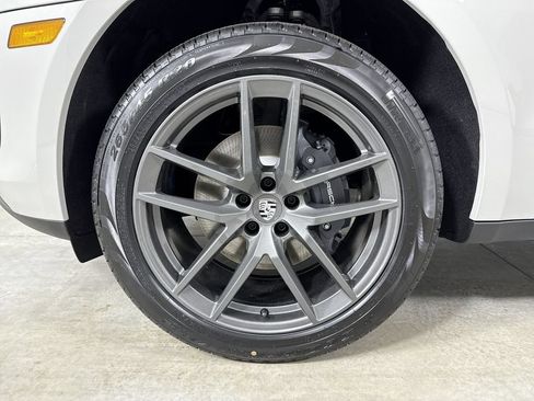 Certified 2026 Porsche Macan Turbo AWD/4WD image 13