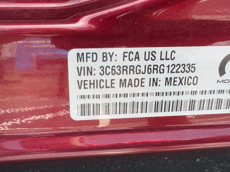 Used 2024 RAM 3500 Tradesman w/ Chrome Appearance Group AWD/4WD image 22