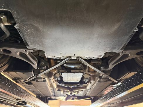 Used 2005 Chrysler Crossfire Limited image 95