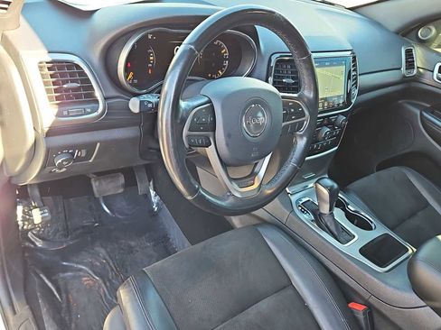 Used 2020 Jeep Grand Cherokee Altitude image 10