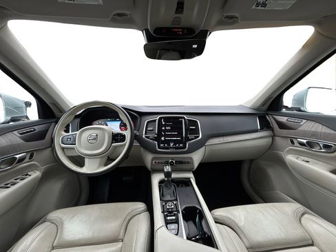 Used 2021 Volvo XC90 T6 Inscription w/ Climate Package image 17