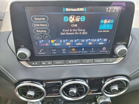 Used 2023 Nissan Sentra SV FWD image 10