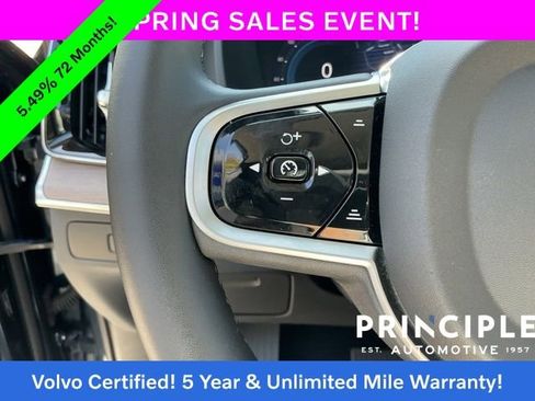Certified 2025 Volvo XC90 B5 Plus AWD/4WD image 23