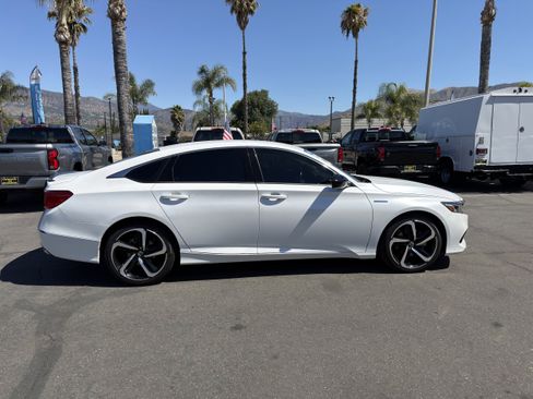 Used 2022 Honda Accord Sport image 9