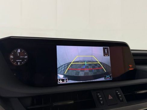 Used 2019 Lexus ES 300h w/ Premium Package FWD image 21