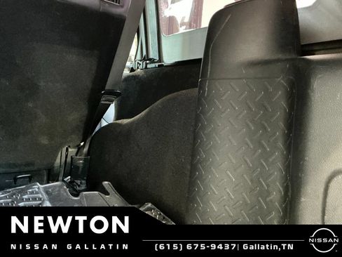 Used 2018 Jeep Wrangler Unlimited Sahara AWD/4WD image 23