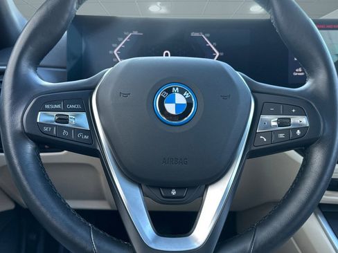 Certified 2023 BMW i4 eDrive40 w/ Premium Package image 17
