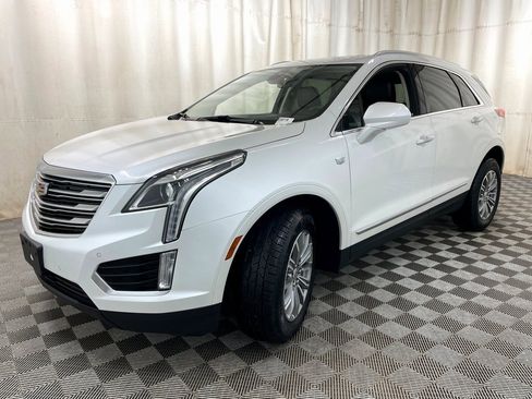 Used 2017 Cadillac XT5 Luxury w/ Driver Awareness Package image 21