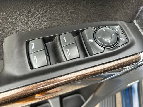 Used 2020 Chevrolet Silverado 1500 RST w/ All-Star Edition AWD/4WD image 19