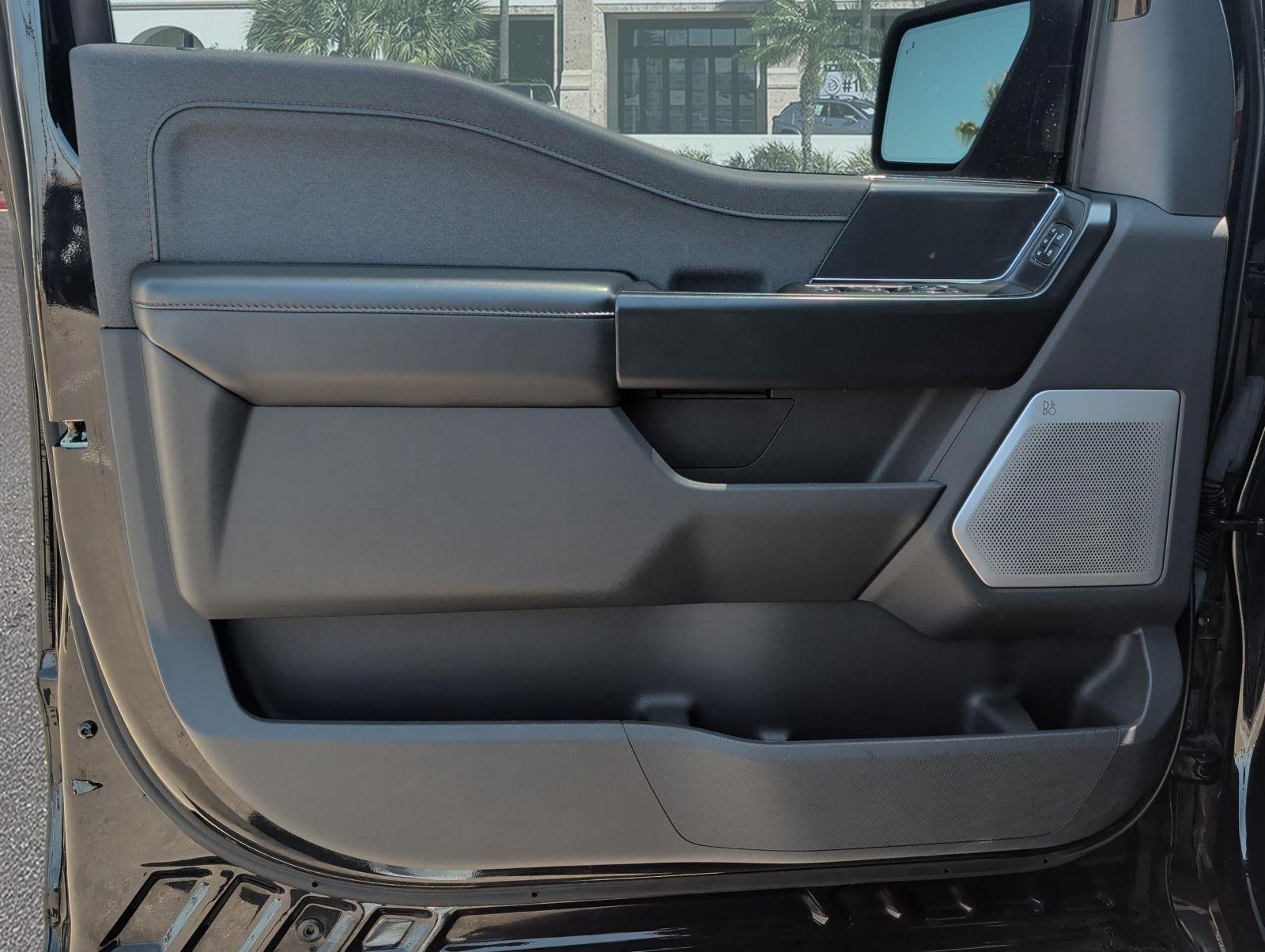 Used 2022 Ford F150 Raptor w/ Raptor 37 Performance Package AWD/4WD image 8