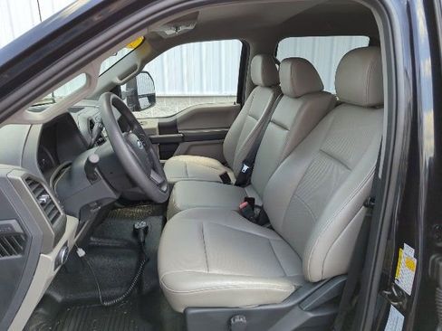 Used 2022 Ford F350 XL w/ STX Appearance Package image 9