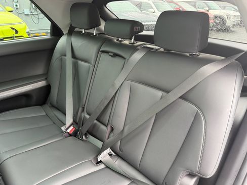 Used 2023 Hyundai Ioniq 5 Limited image 47