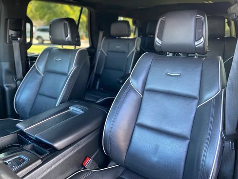 Used 2022 Cadillac Escalade Sport w/ Touring Package AWD/4WD image 12