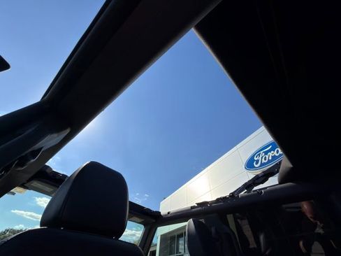 Used 2021 Ford Bronco Outer Banks w/ Sasquatch Package image 15