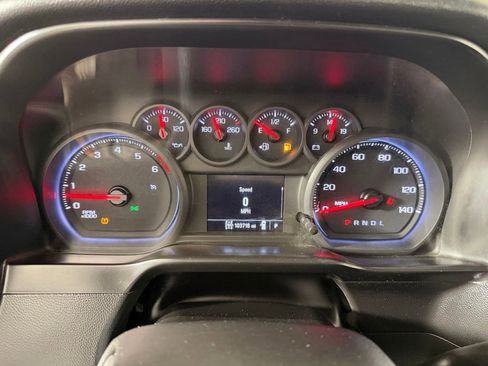 Used 2019 GMC Sierra 1500 4x4 Crew Cab w/ Convenience Package image 21