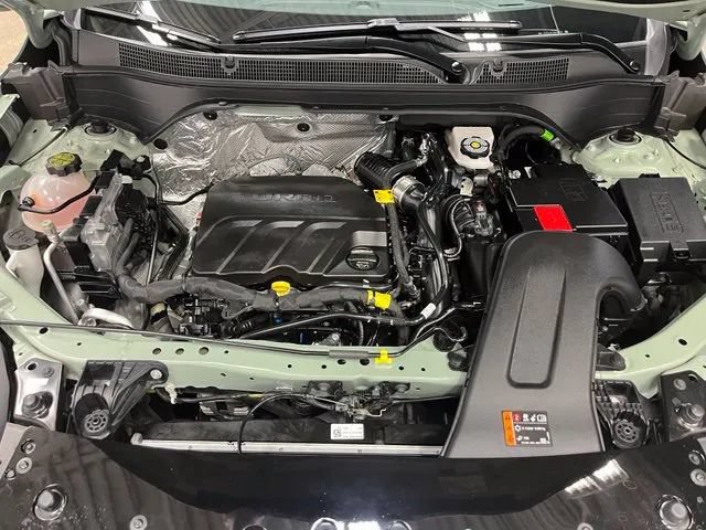 Used 2025 Chevrolet Trax ACTIV w/ Driver Confidence Package FWD image 27