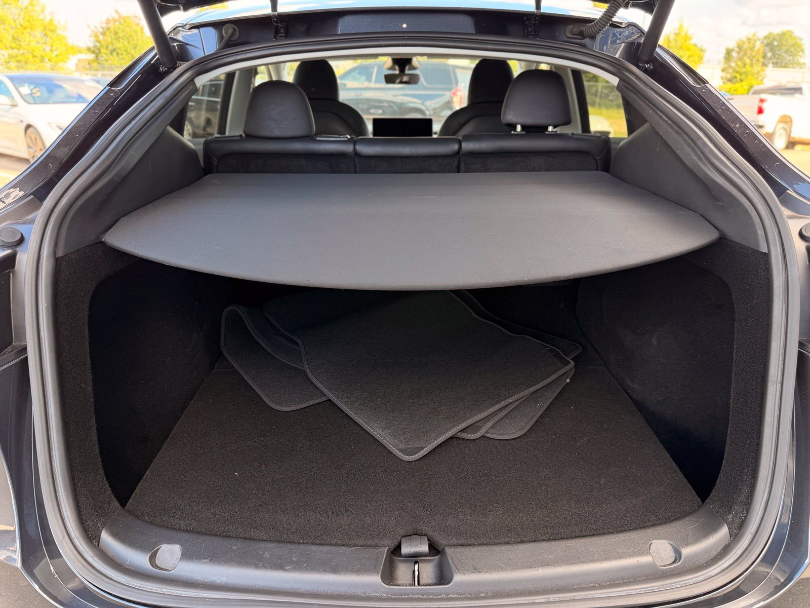 Used 2024 Tesla Model Y Long Range RWD image 20