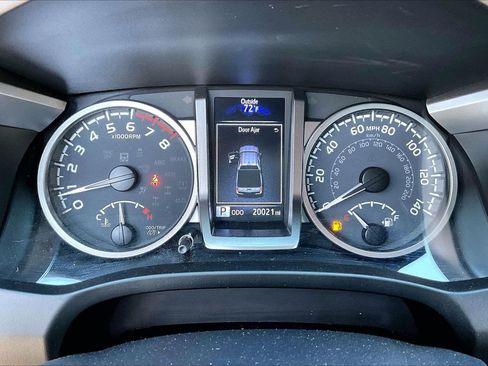 Used 2023 Toyota Tacoma Limited image 12