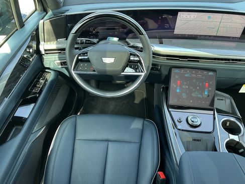 New 2025 Cadillac Escalade IQ Sport 2 w/ LPO, ONYX Package image 16