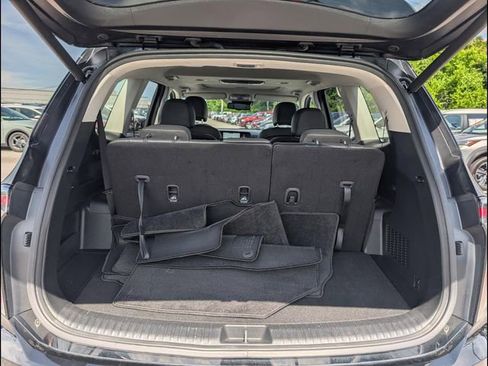 Certified 2023 Kia Telluride EX w/ EX Captain's Chair Package FWD image 18