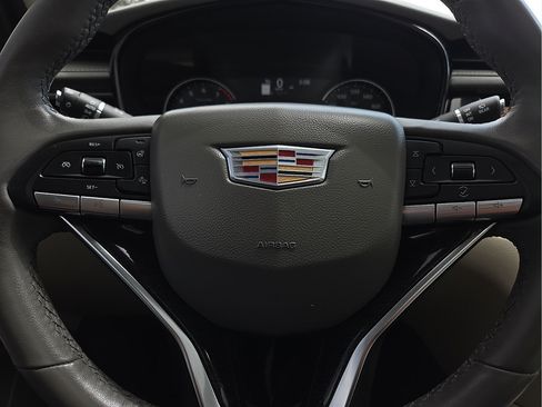 Used 2023 Cadillac XT6 Premium Luxury AWD/4WD image 19
