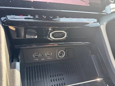 New 2026 Jeep Grand Cherokee L Limited AWD/4WD image 23