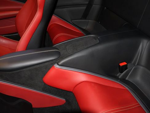 Used 2021 Ferrari Roma RWD image 52