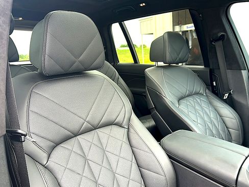 Certified 2024 BMW X7 xDrive40i w/ Executive Package AWD/4WD image 26