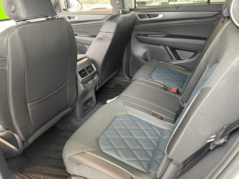 New 2026 Volkswagen Atlas Cross Sport SEL Premium R-Line AWD/4WD image 20