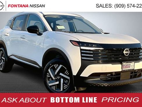 New 2026 Nissan Kicks SV image 1