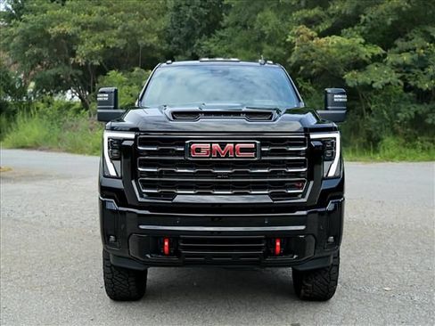 New 2026 GMC Sierra 2500 AT4 w/ AT4 Premium Plus Package AWD/4WD image 13