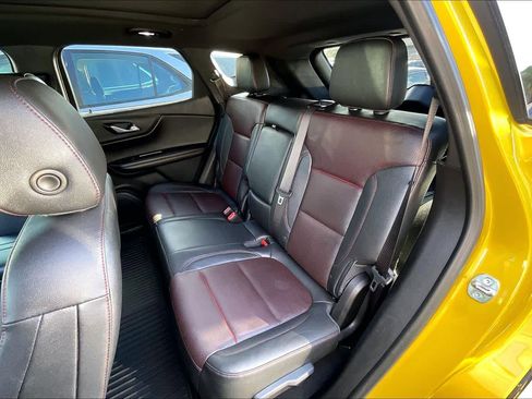 Used 2022 Chevrolet Blazer RS w/ Enhanced Convenience Package image 24