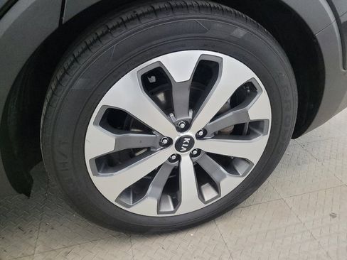 Used 2020 Kia Telluride EX w/ EX Premium Package AWD/4WD image 31