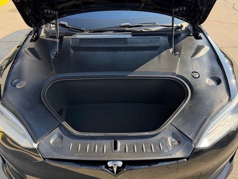 Used 2021 Tesla Model S Plaid image 35