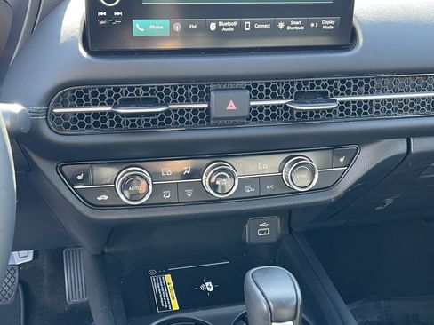 Used 2024 Honda HR-V EX-L image 25