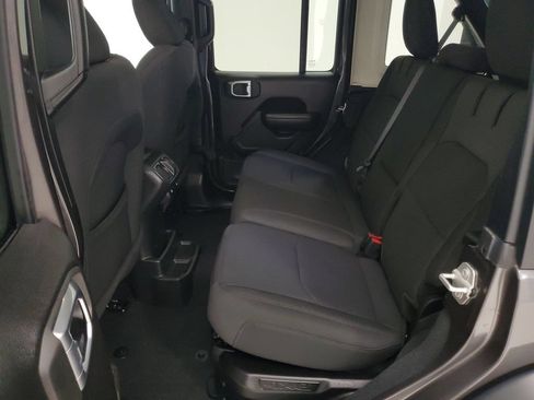 Used 2023 Jeep Wrangler Unlimited w/ Cold Weather Group AWD/4WD image 22